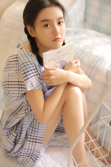 老子是癞蛤蟆改编小强